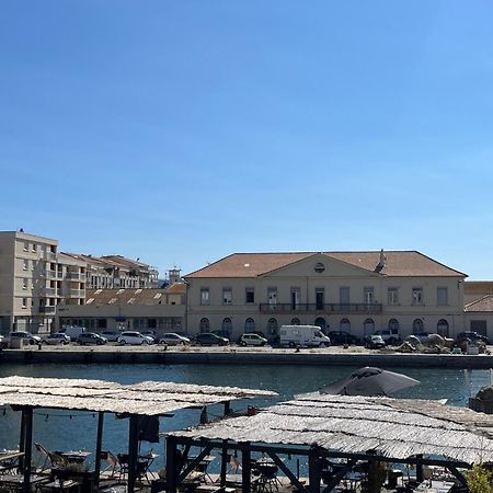 L'Appartement Sur Quai - En Face De La Criee Sete Exterior photo